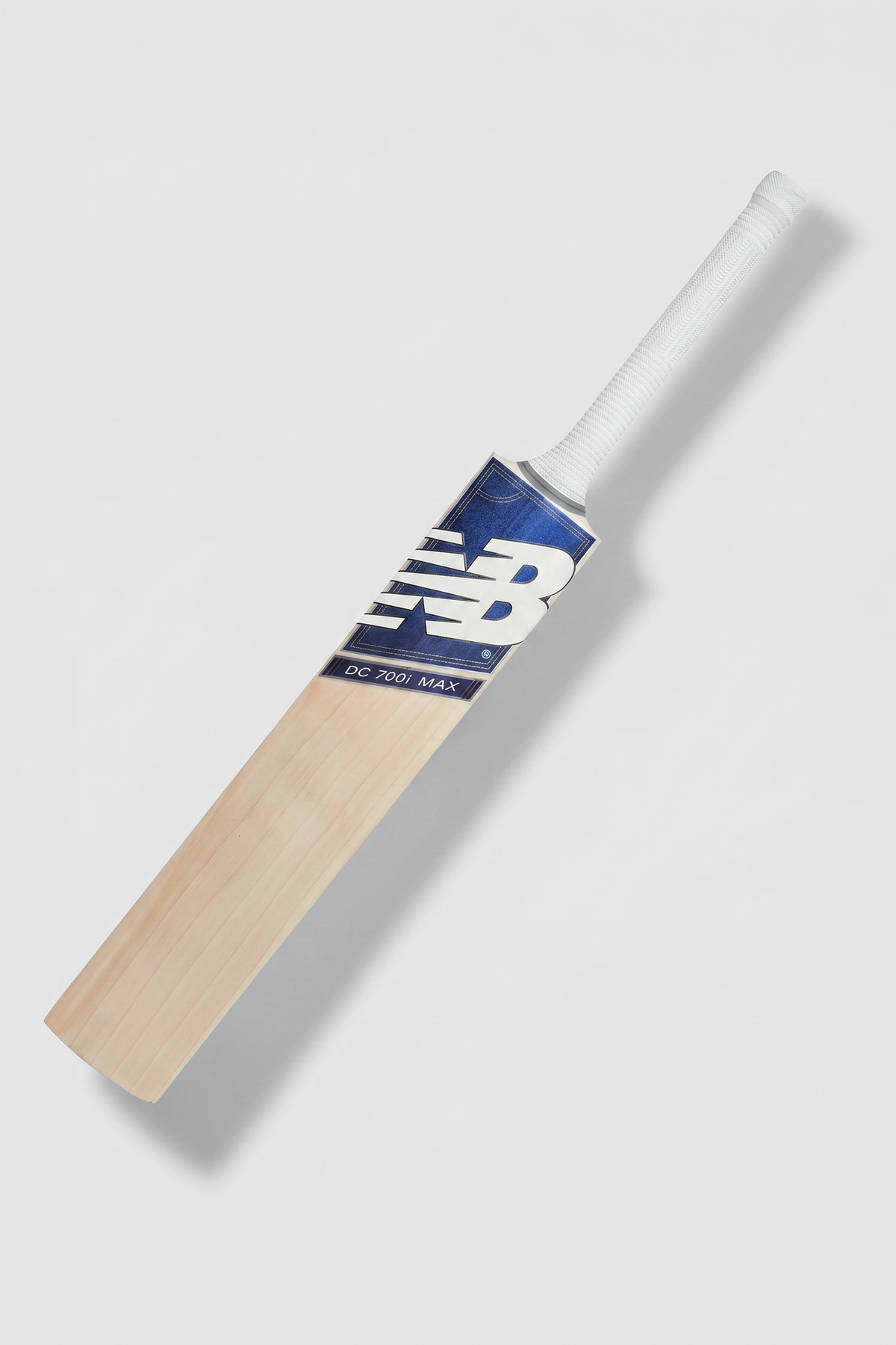 New Balance 700i Max English Willow Cricket Bat
