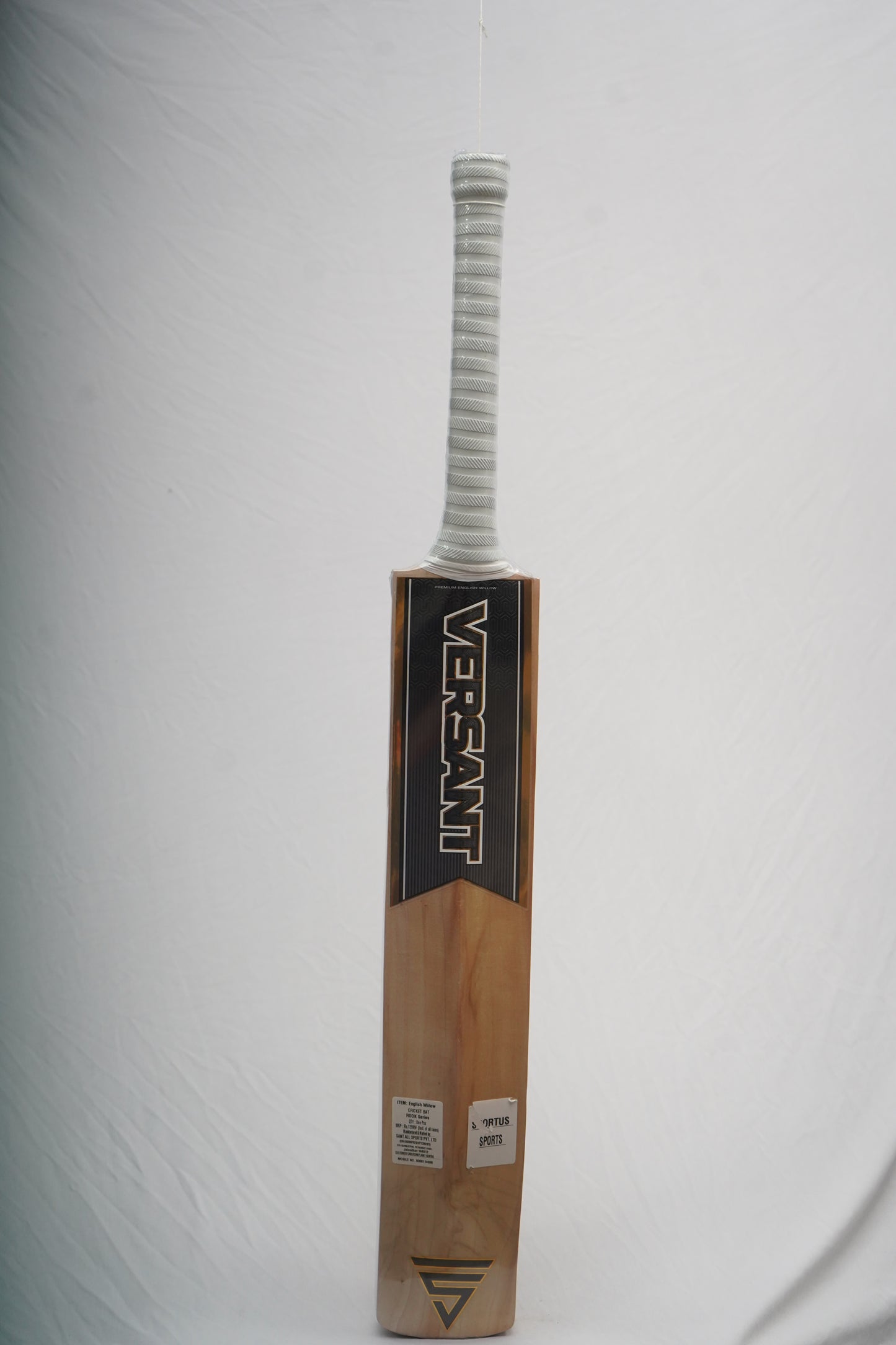 Versant Rook English Willow Cricket Bat