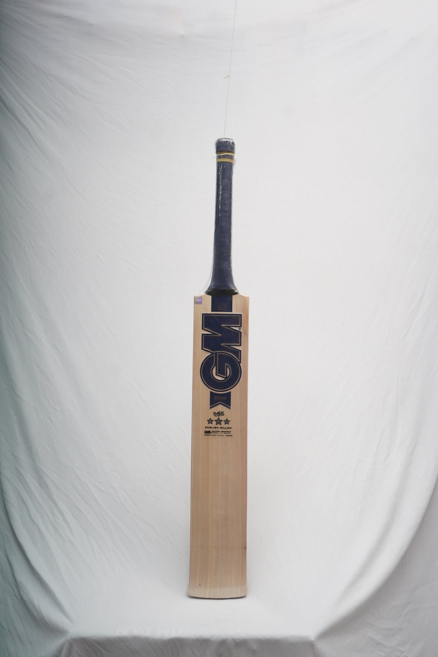GM Brava 555 English Willow Cricket Bat