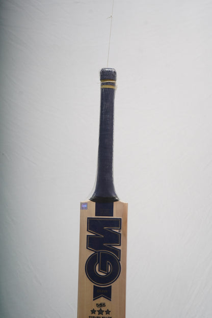 GM Brava 555 English Willow Cricket Bat