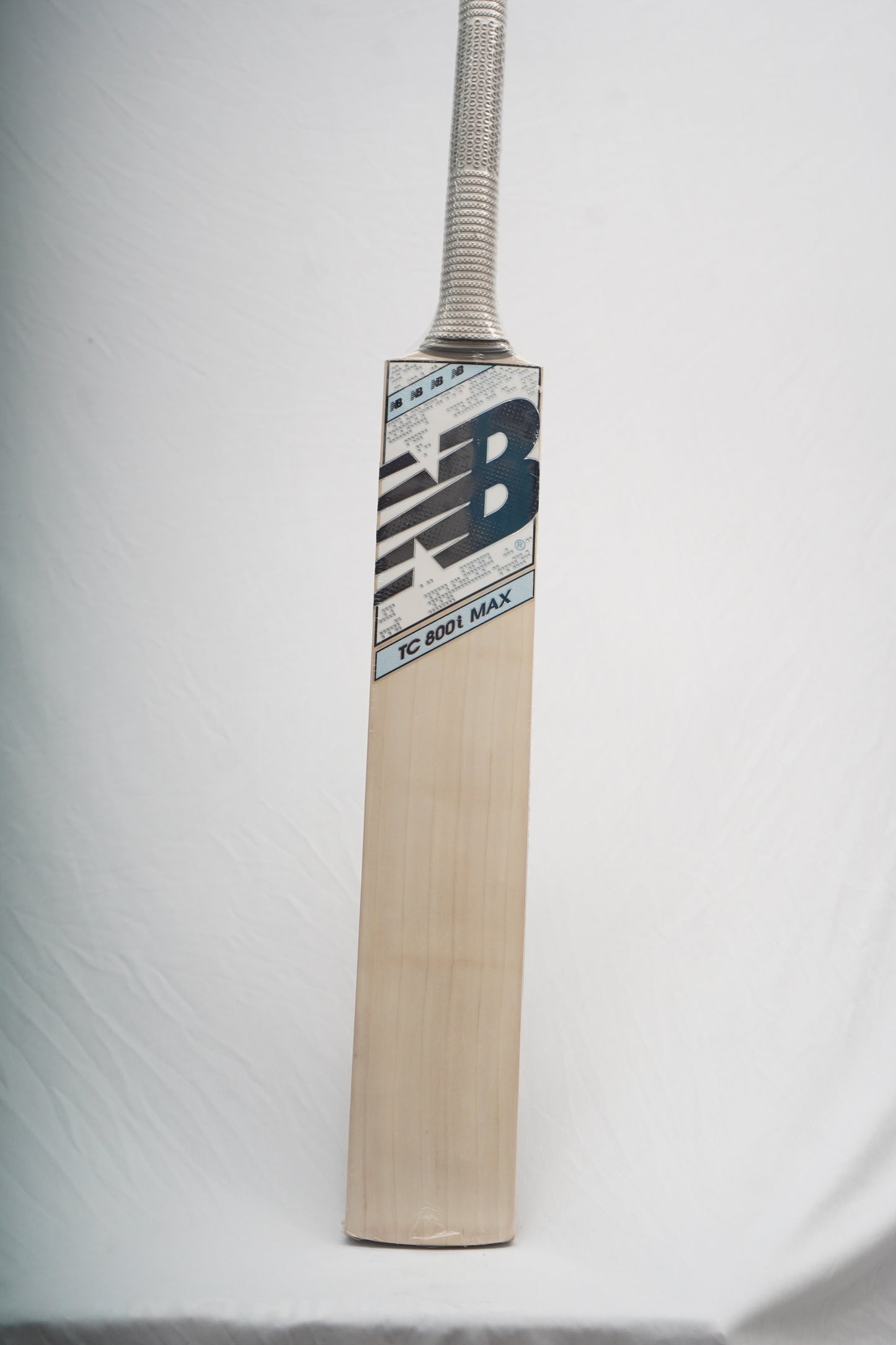New Balance 700i Max English Willow Cricket Bat